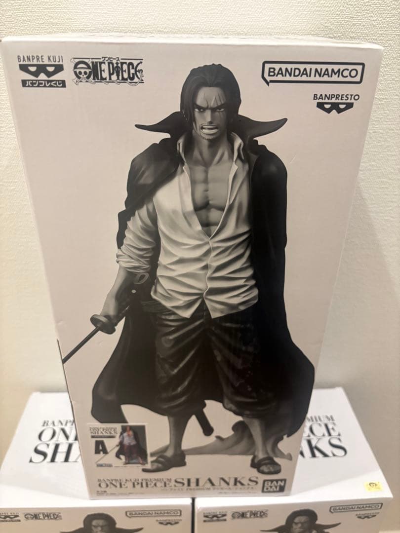 ワンピース バンプレくじ シャンクス フィギュアPREMIUM A賞 B賞 C賞