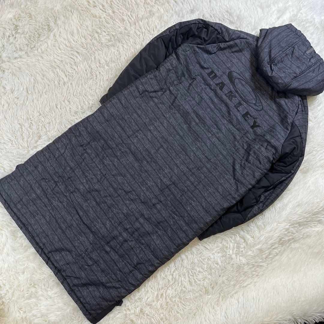 【美品】オークリー　ベンチコート　バックロゴ　ブラック　XL