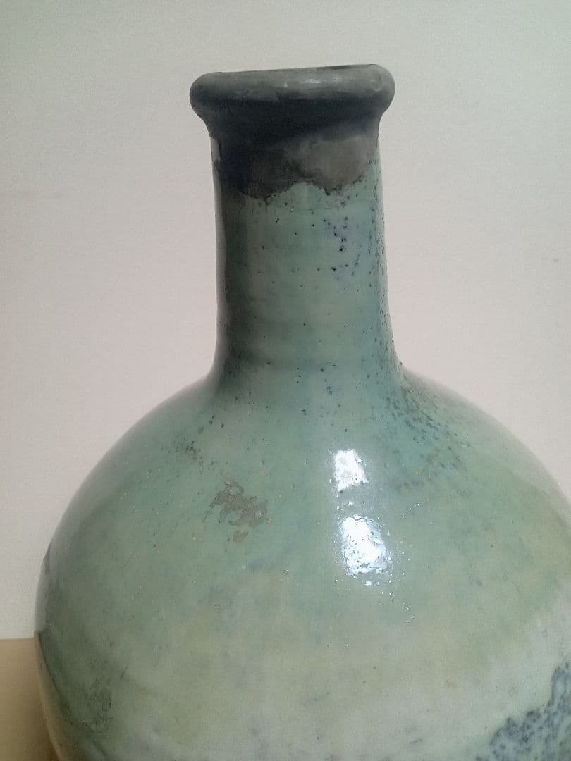 朝鮮王朝ねか明川初期の物と言われました高さ33センチです