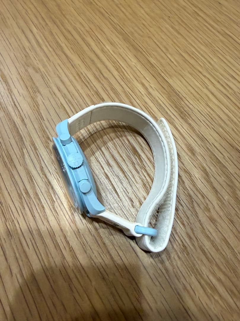 スウォッチ×オメガ ミッショントゥウラノス