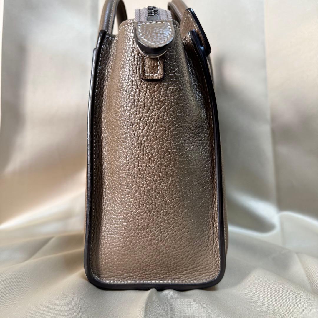 【CELINE】ラゲージ　ナノ　ドラムドカーフスキン　スリ