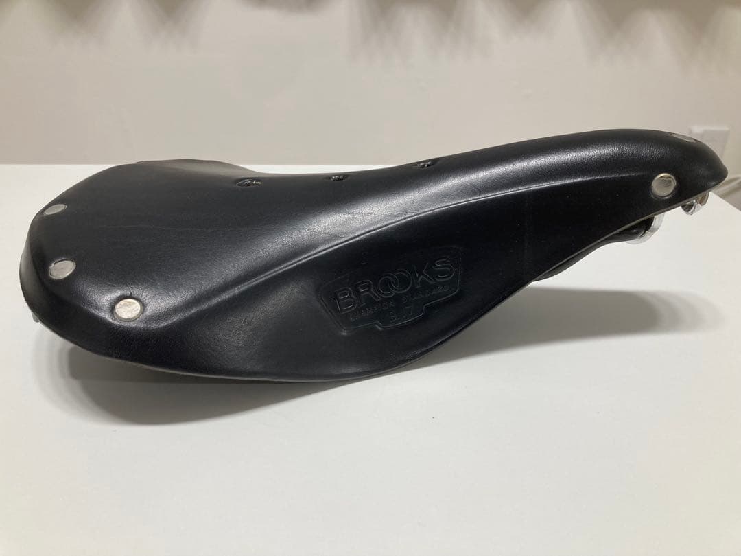 BROOKS ブルックス レザーサドル B17 ブラック 専用ケアオイル付き
