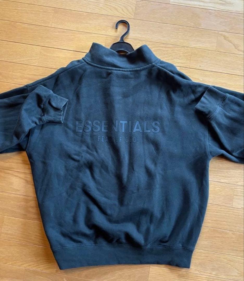 FEAR OF GOD ESSENTIALS ハーフジップ スウェット