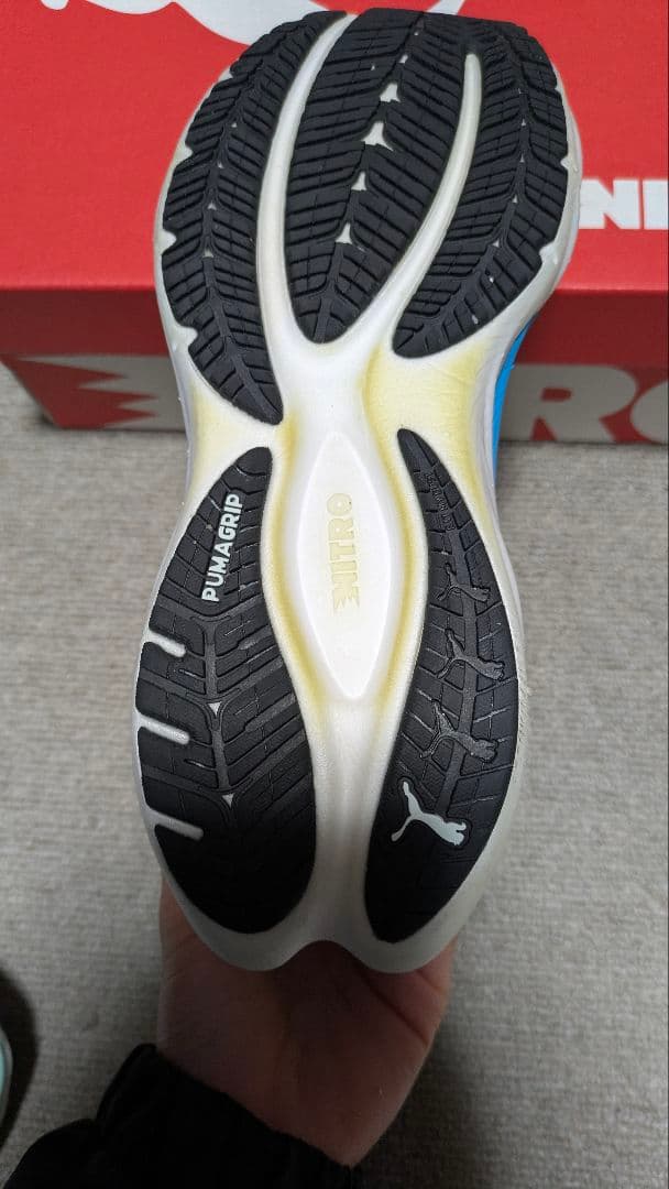 PUMA ヴェロシティニトロ4 25.0cm