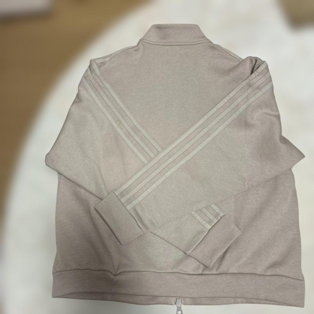 adidas ピンクベージュ セットアップ　ジャケット&スカート M 裏起毛