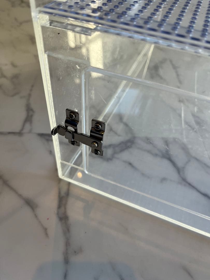 爬虫類アクリルケージ①