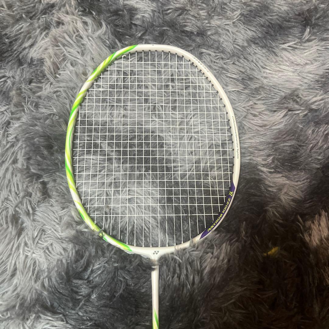 YONEX アストロクス100ZZ VA