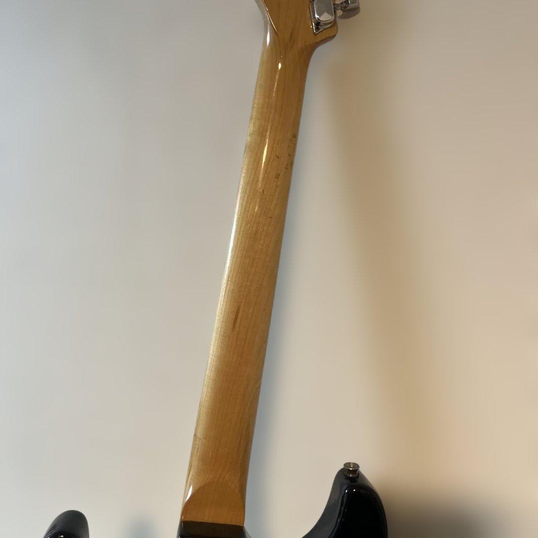 エレキギター ブラック ストラトキャスタータイプ