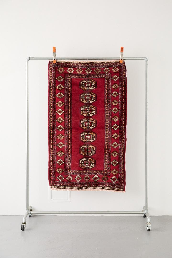 ヴィンテージラグ　トライバルラグ　ラホール産（130cm×78cm）赤　茶　黒