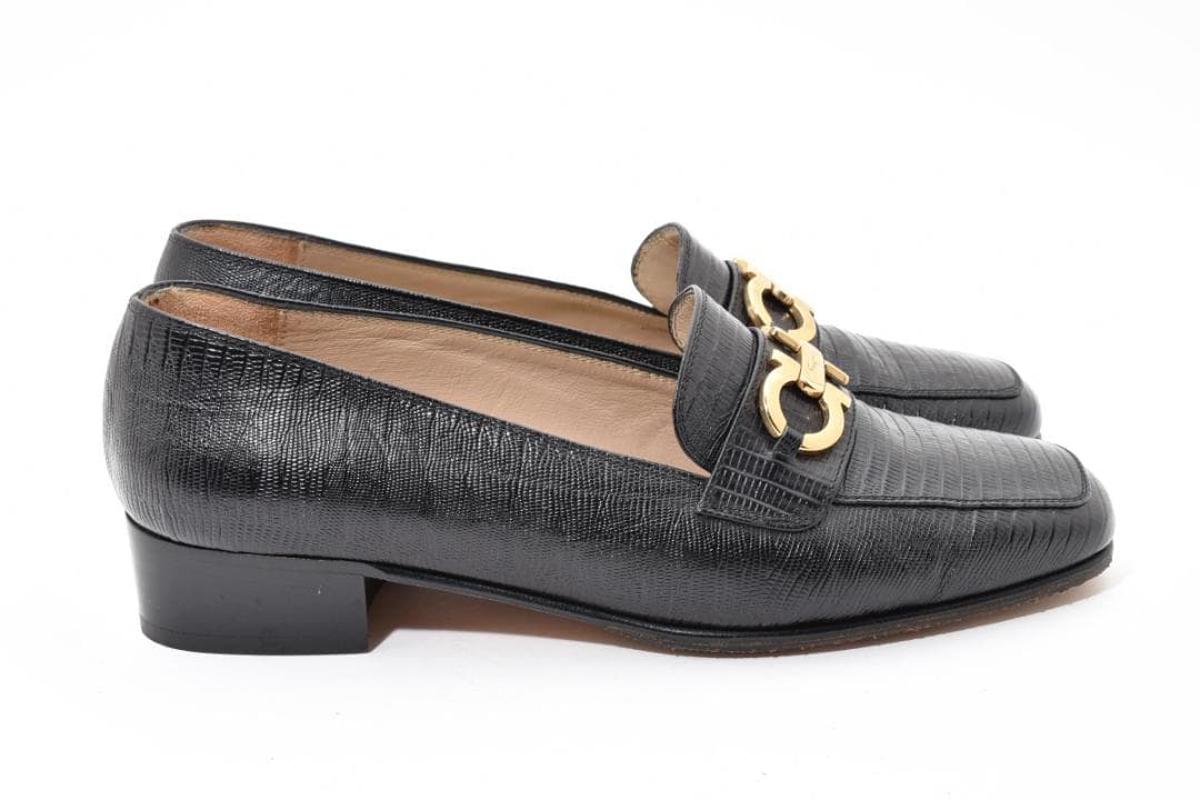 ★美品★フェラガモ　ローファー　6 ガンチーニ　型押し　ブラック　黒