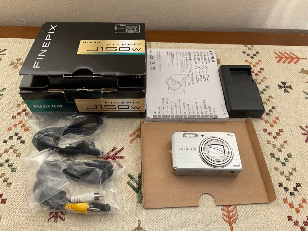 デジタルカメラ FINEPIX J150w FUJIFILM