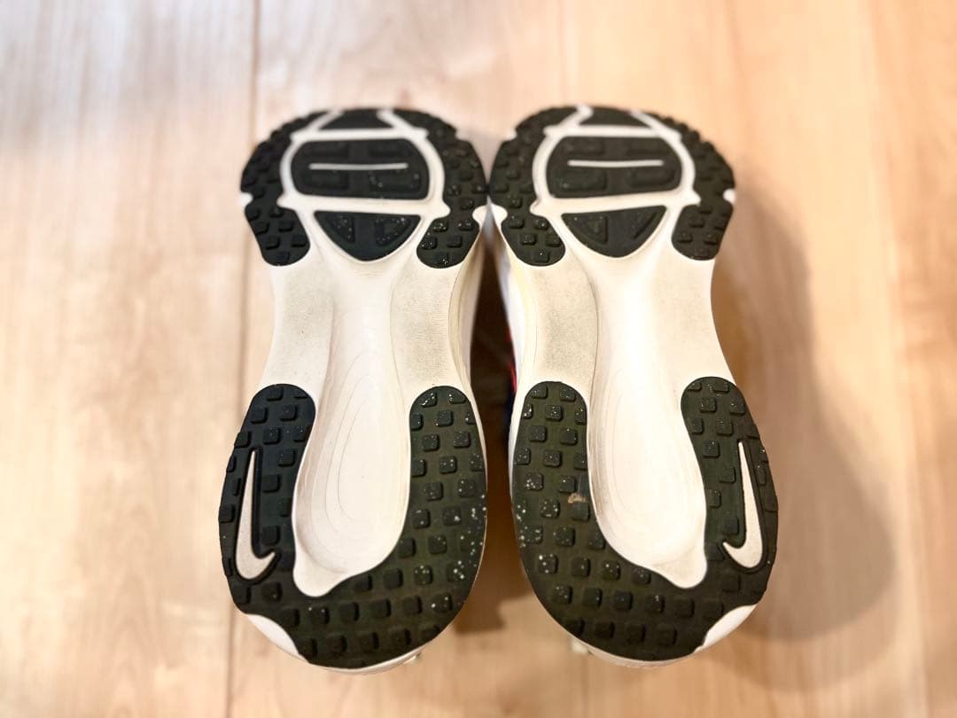 【当日または翌日発送】ナイキ ボメロ18 25.5cm 蛍光