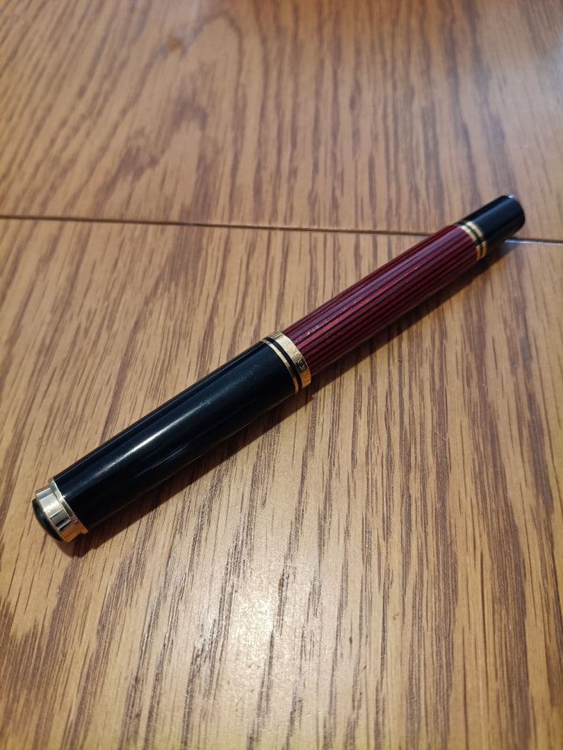 ペリカン　M400スーベレーン　ボルドー　箱インクつき　金ペン
