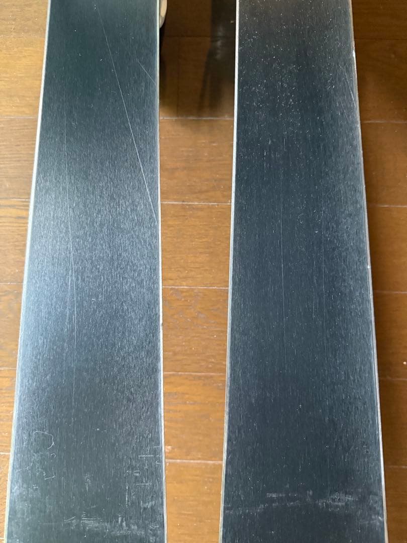 Atomic Black Heaven スキー 板ビンディング付き