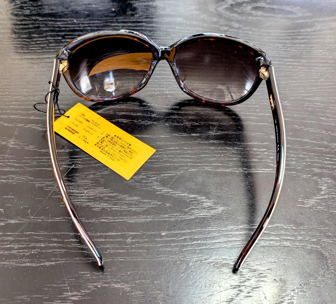 FENDI レディス　サングラス　FS5305A　ズッカ柄(新品未使用)