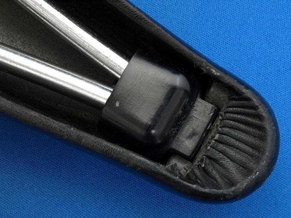 藤田（FUJITA）サドル ピスト用 シームレス Y.F.C PISTA 中古品