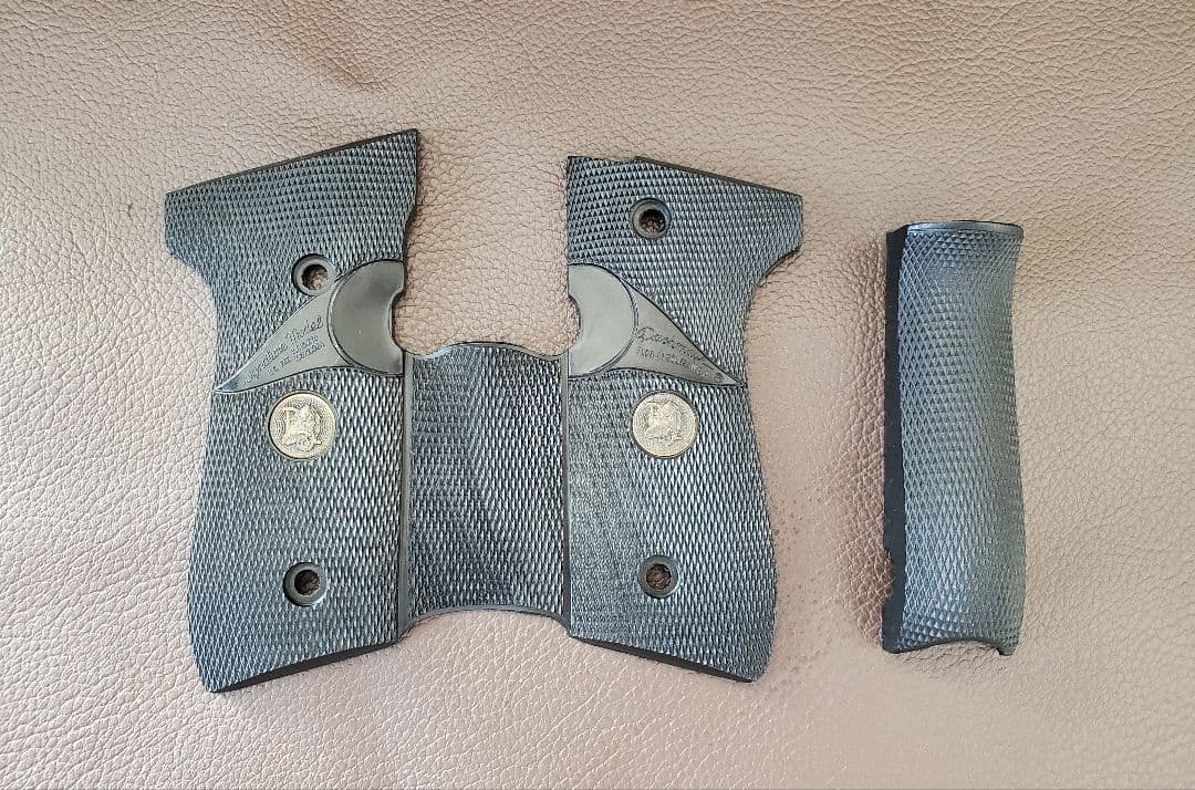 パックマイヤー 　ベレッタ92FS 用 グリップ　クライムハンター後期型美品