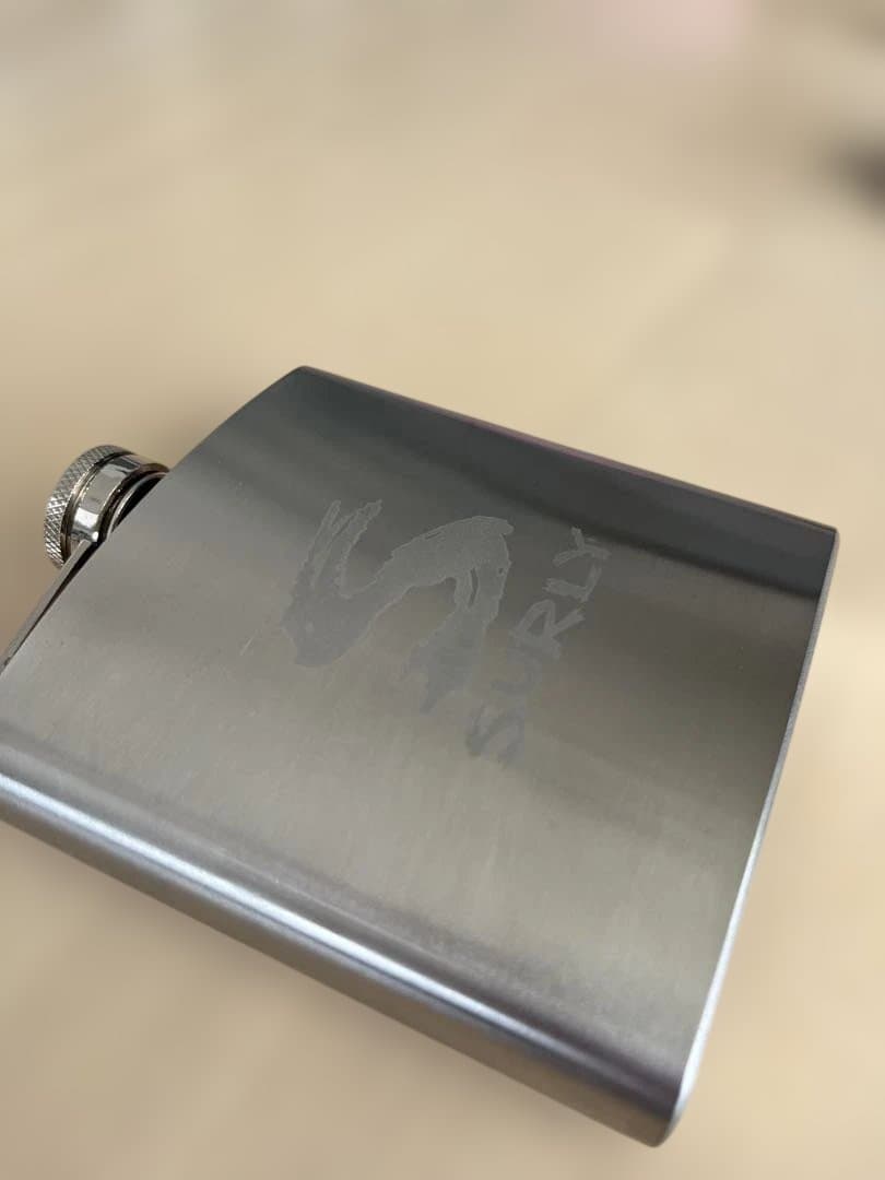 アクセサリー SURLY HIP FLASK