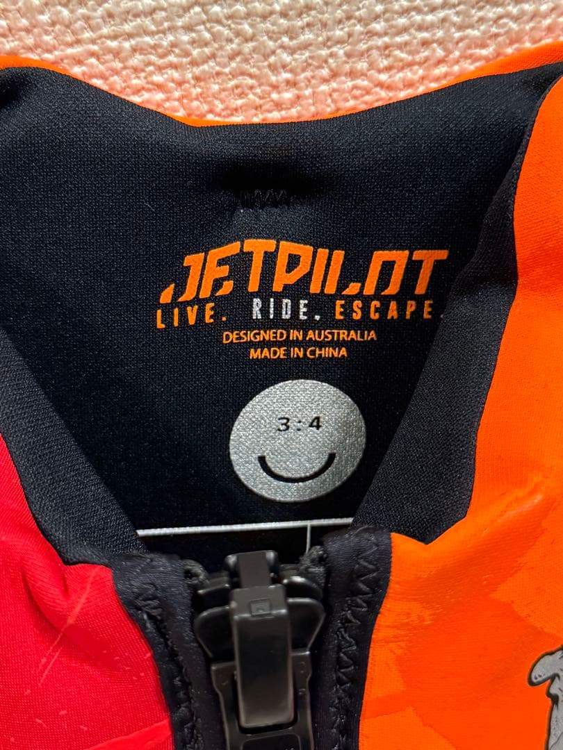 JETPILOT サメデザイン ベスト 3-4
