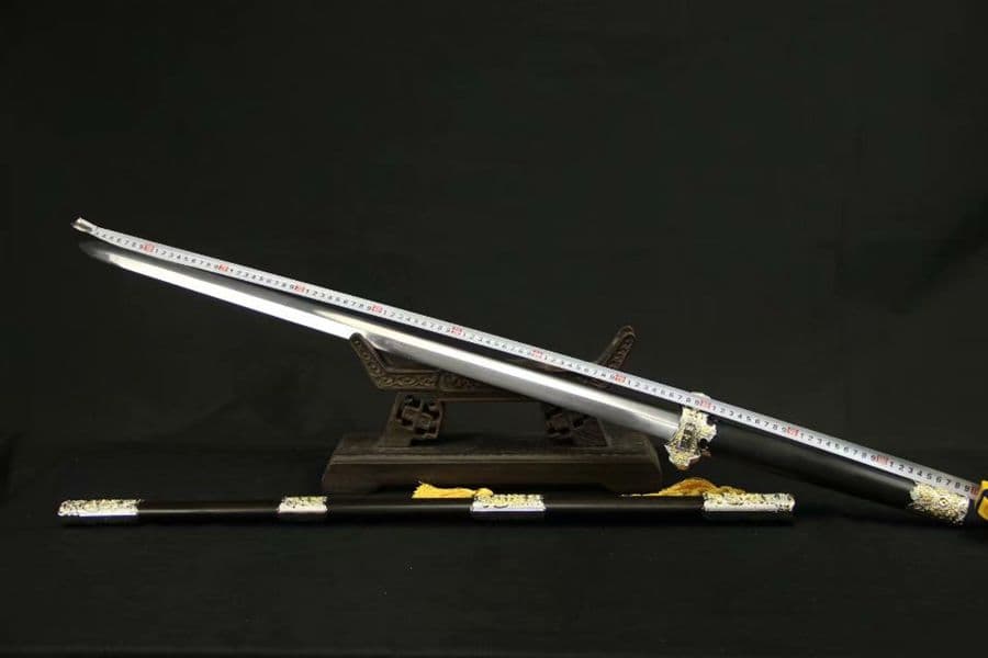 二色の唐剣 古兵器   武具　刀装具　日本刀　模造刀   居合刀