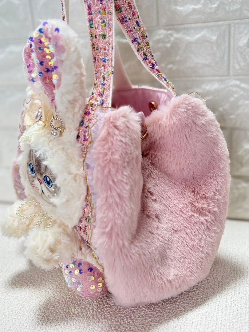 あ*こ様 コヤンイサムチョ　ハンドメイド　ファーバッグ　白　ルミちゃん　うさぎ