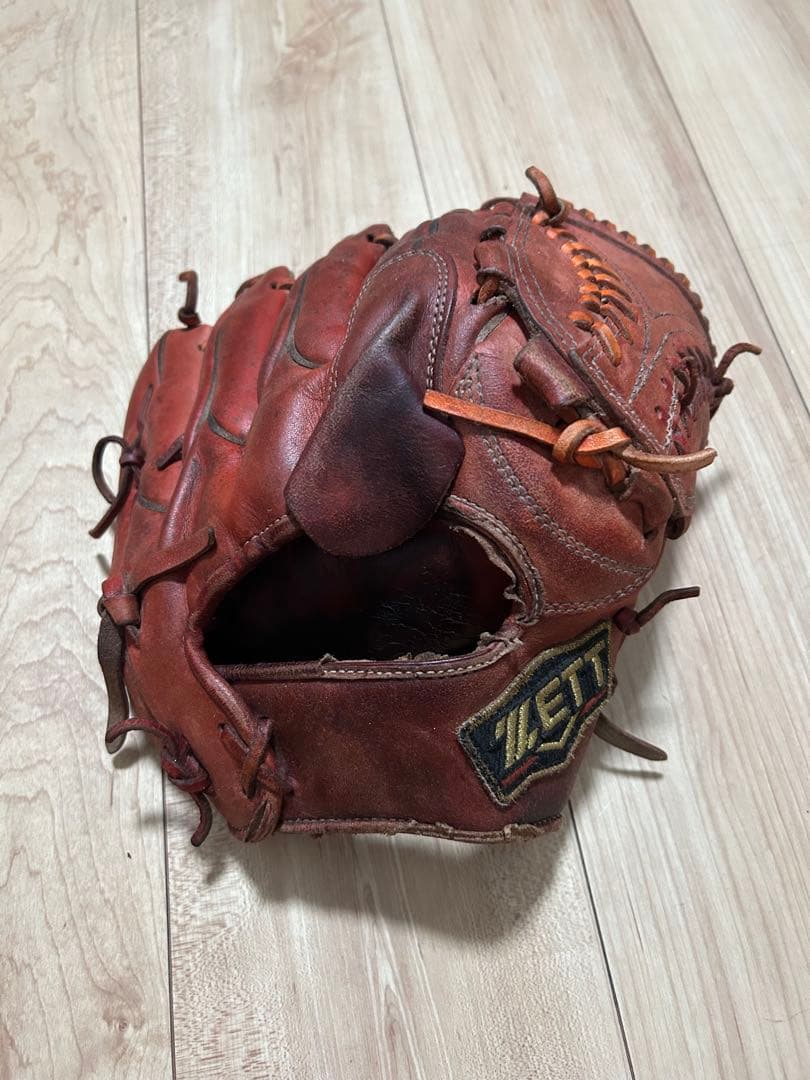 ZETT プロステイタス投手硬式グローブ