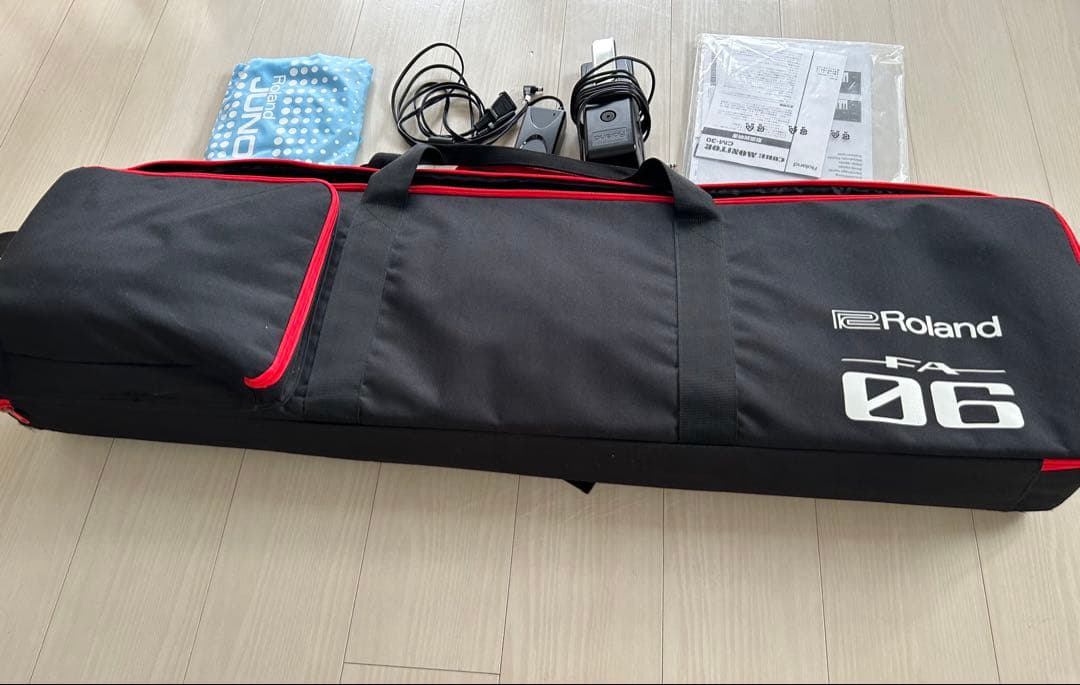 Roland FA-06 シンセサイザー 61鍵