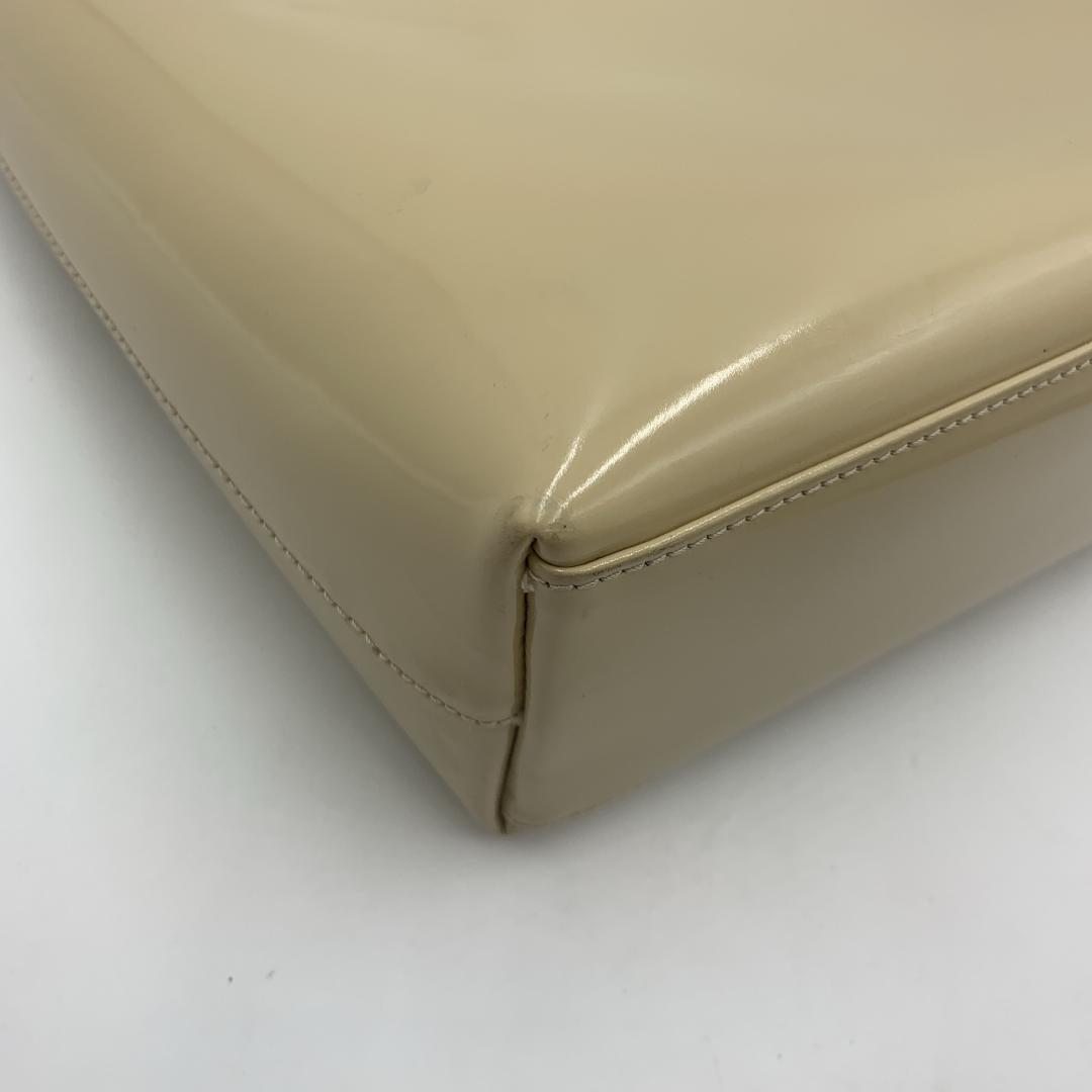 GUCCI グッチ ハンドバッグ トートバッグ エナメル ポーチ付き ベージュ