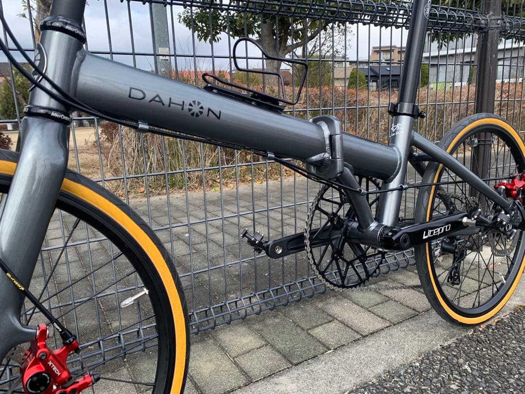 軽量★DAHON Vitesse★フルリメイク★セミ油圧ブレーキ、451ホイール