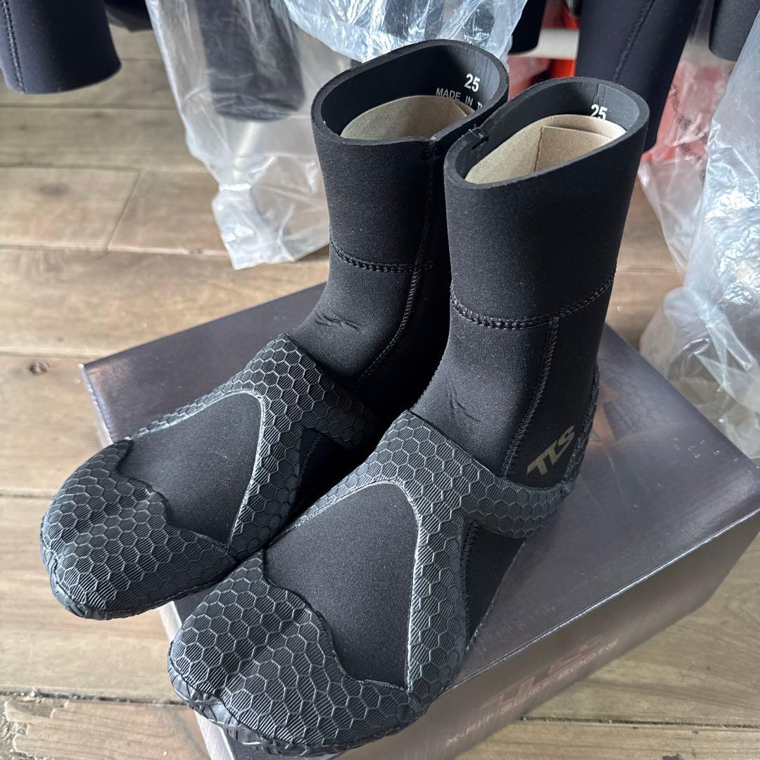TLS X-FITSURF BOOTS 25cm 3mm 箱なし定価¥10560