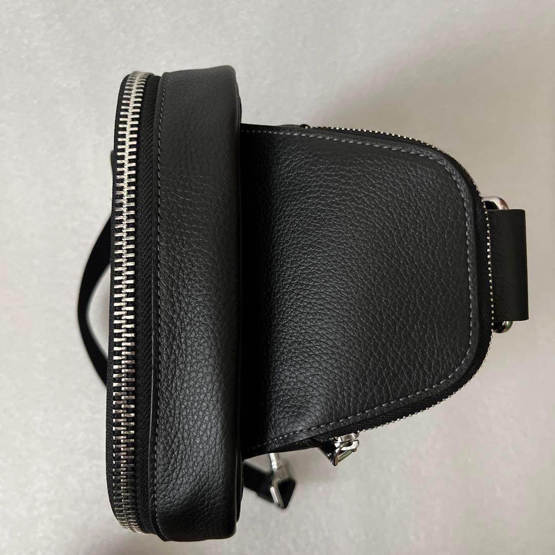 お値下げ【美品】COACH ボディバック　ショルダーバッグ　コーチ　レザー