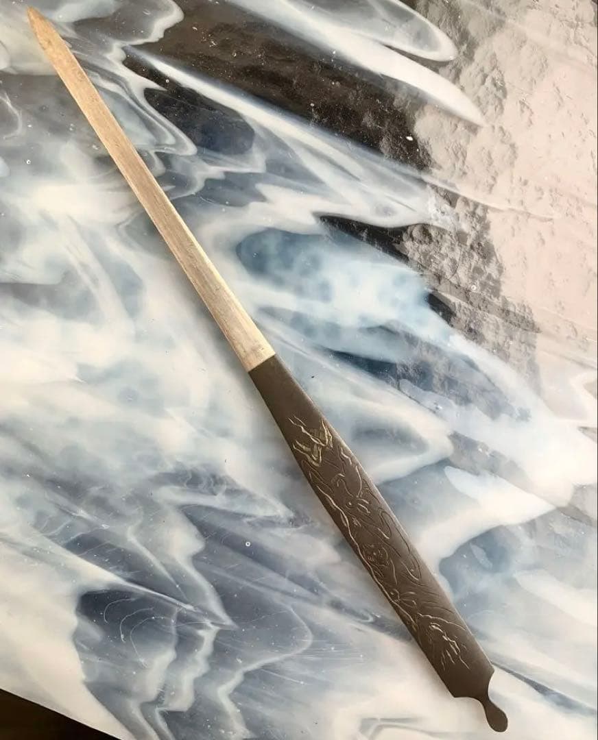 笄　兎動物図　銘: 鯉城住 良鐘　刀装具（15cm以下の合法サイズ）