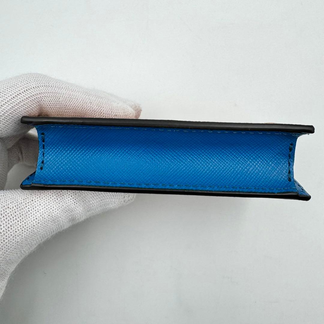 未使用品✨MARNI マルニ　カードケース　名刺入れ　レザー　茶色　白色