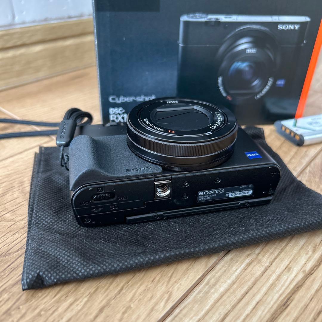 Cyber-shot DSC-RX100M3【超美品】