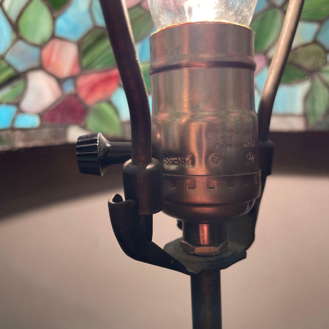 芸術美！　アンティーク スタンドランプ ステンドグラス シェード　ブロンズ像