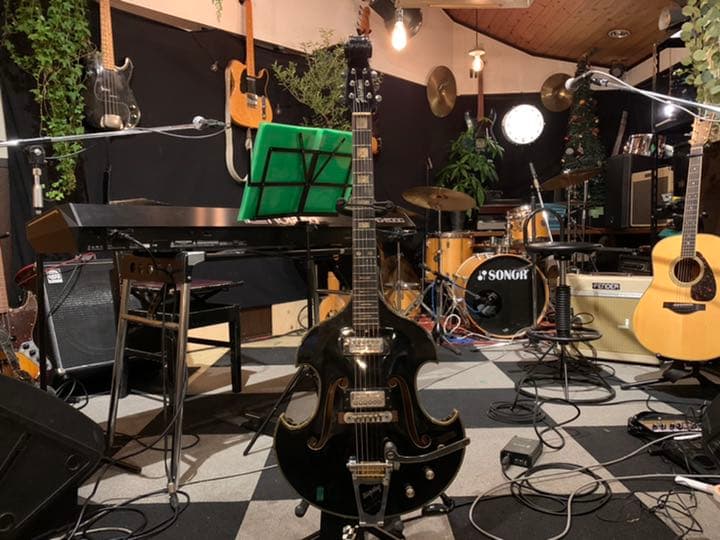 送料無料にしました！Firstmanー最終値下げーリバプールとお洒落ハードケース