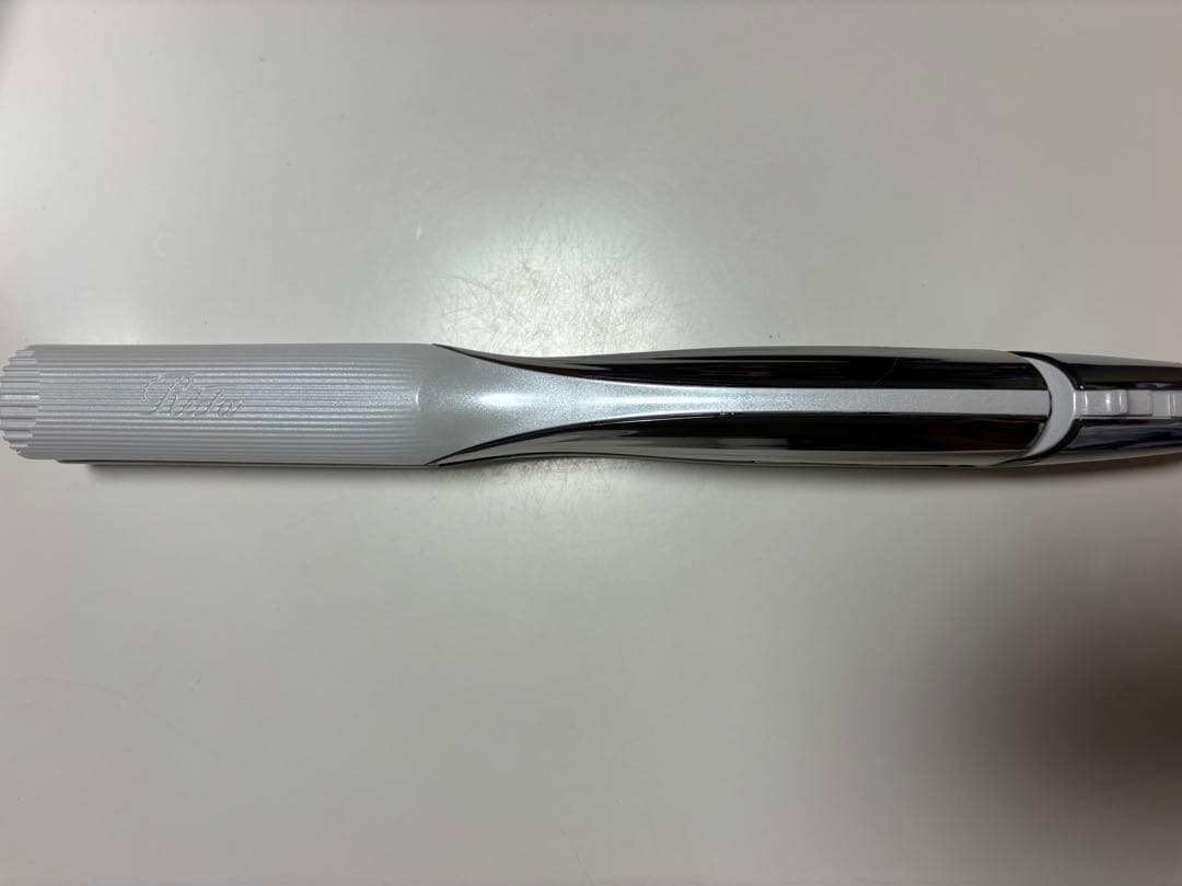 リファ　ストレートヘアアイロン　ホワイト