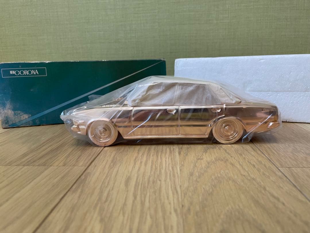 美品トヨタ コロナ メタル製 ゴールド　シガレットケース　ノベルティ　1973