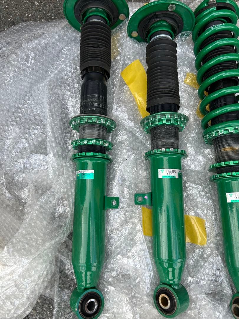 定価21万3000円　21クラウン　車高調　TEIN RX1 LEXUSにも適合