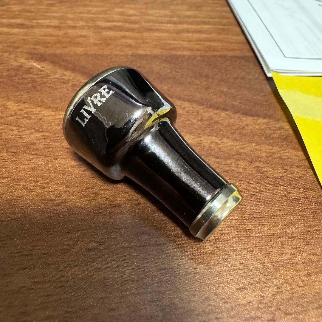 シマノ　22ステラ 4000M 美品　リブレハンドルノブ付き