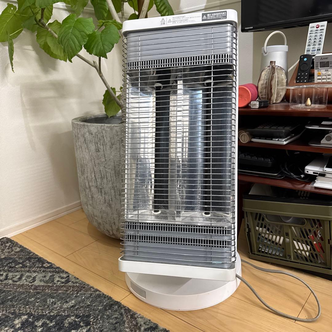 2021年製 ダイキンセラムヒートCERMHEAT ERFT11YS-W