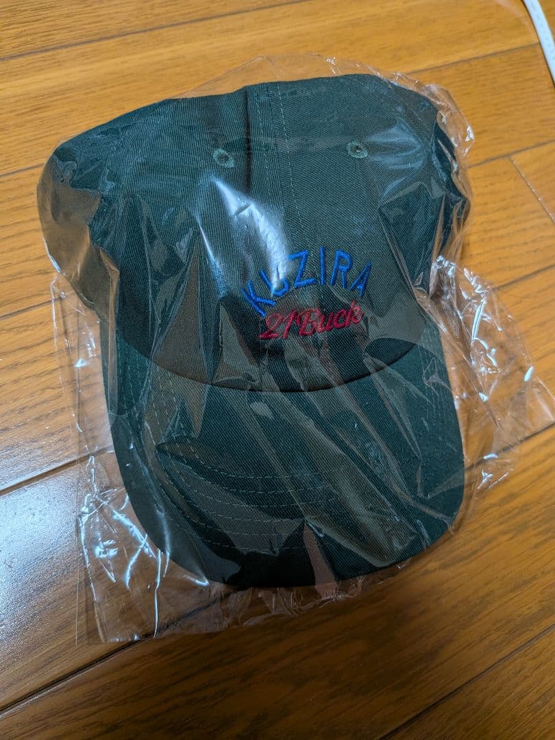 KUZIRA 刺繍ロゴ カーキ　新色