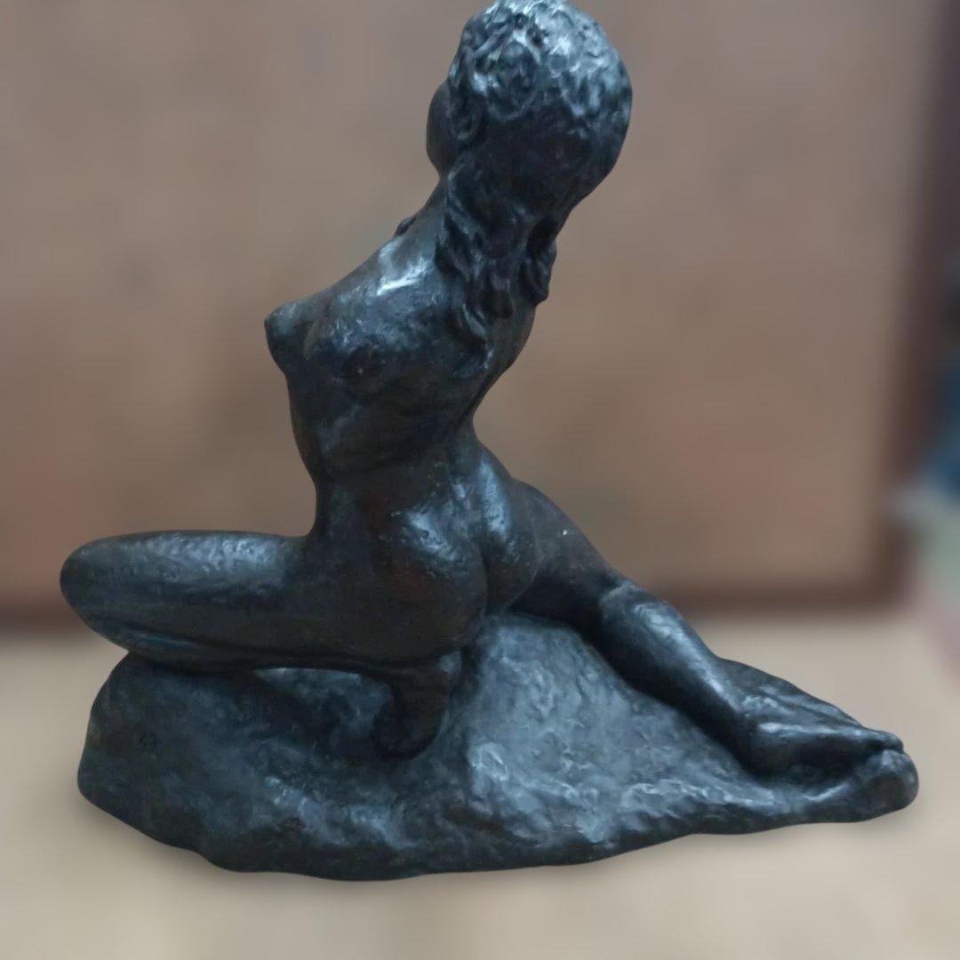 M*i様 ４２4５）樹脂製ブロンズ風の裸婦像　銘あり　高さ約４０ｃｍ