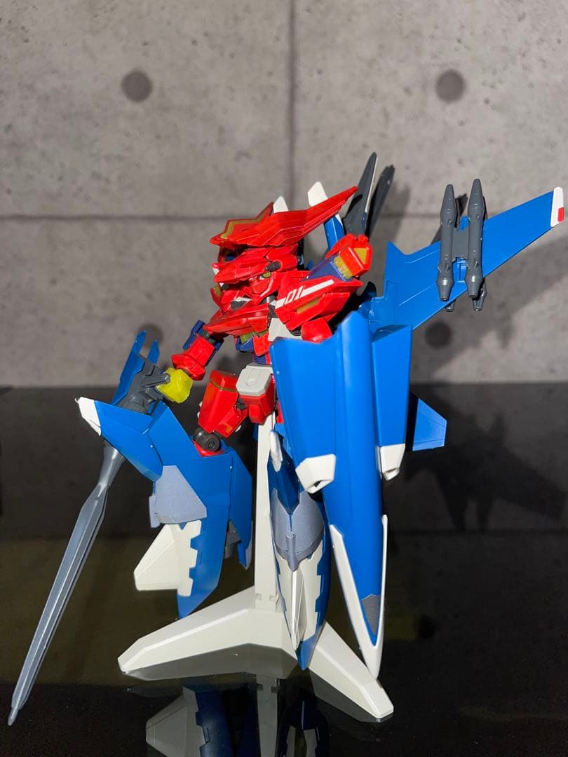 ダンボール戦機　LBX ドットブラスライザー•ジーエクスト