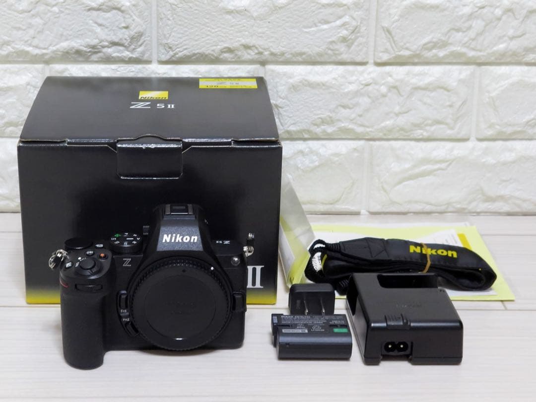 Nikon ニコン　Z5Ⅱ ボディ　548ショット