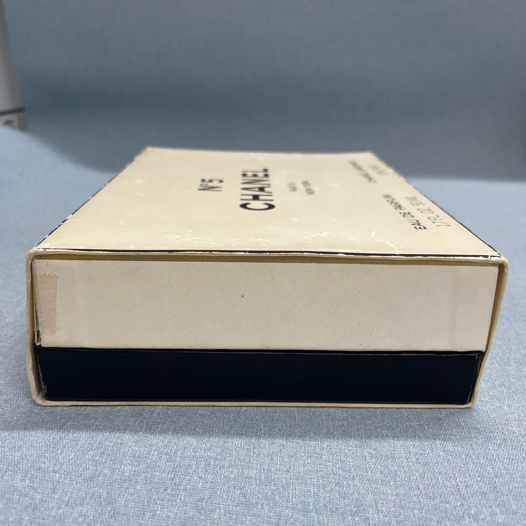 CHANEL / シャネル シャネルのパールイヤリングと香水のセット　ネックレス