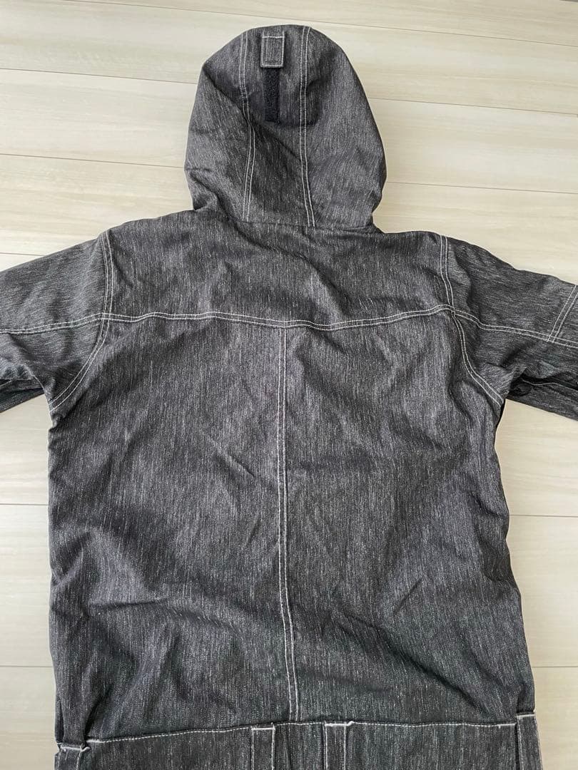 スノーボードウェア　つなぎ