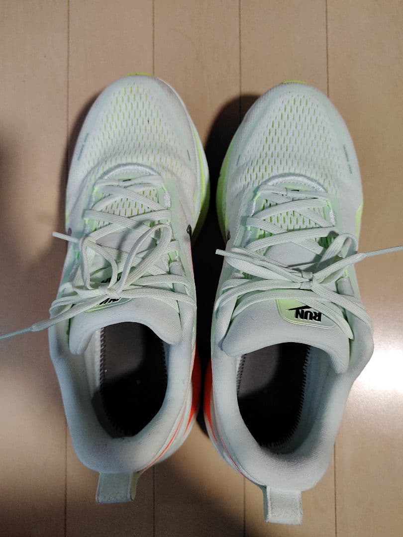 Nike ZoomX スニーカー ホワイト/オレンジ/イエロー