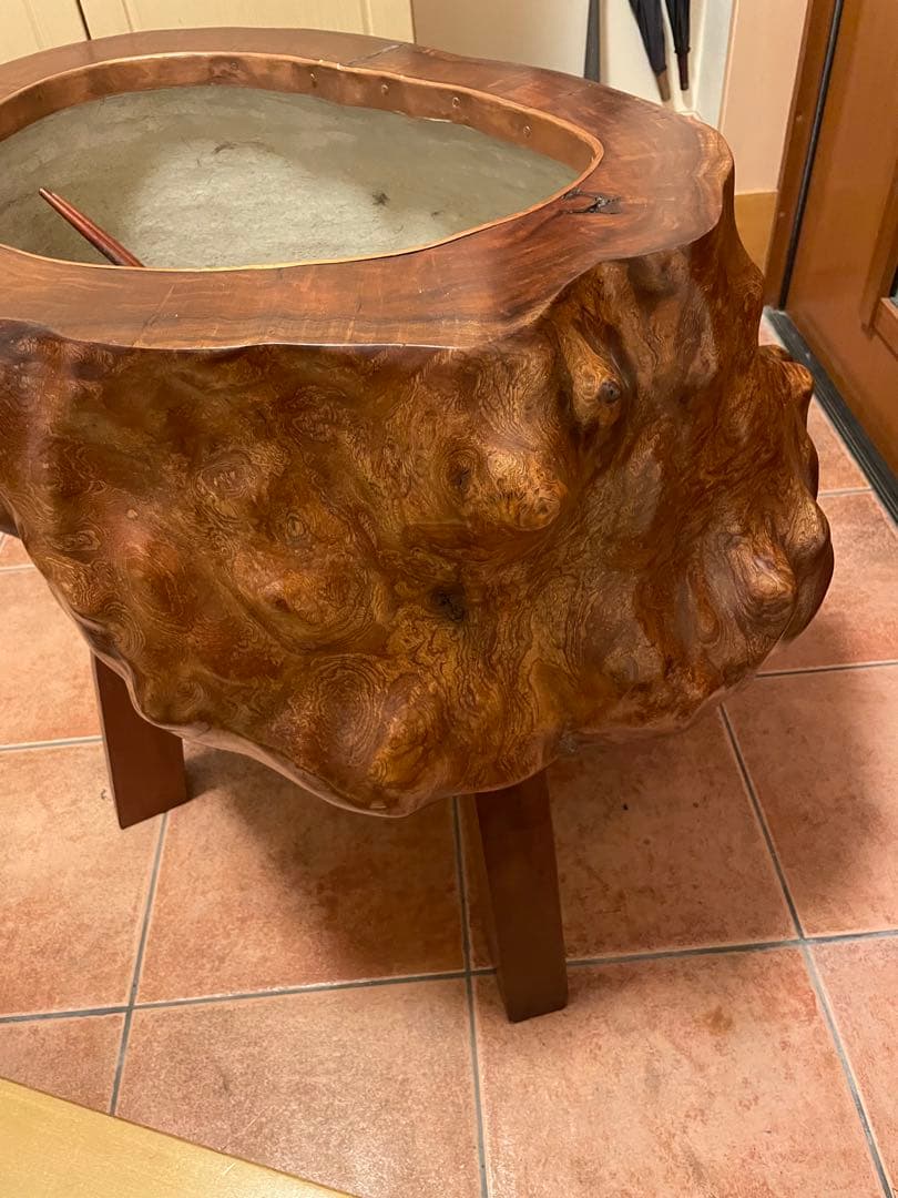 火鉢　木製　くり抜き　丸型　アンティーク