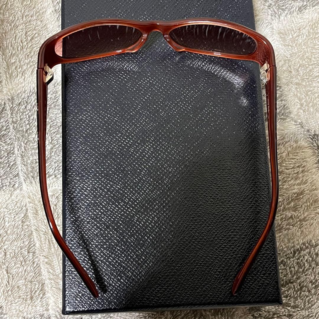 miumiu サングラス　SMU 26F ミュウミュウ　バラ　薔薇